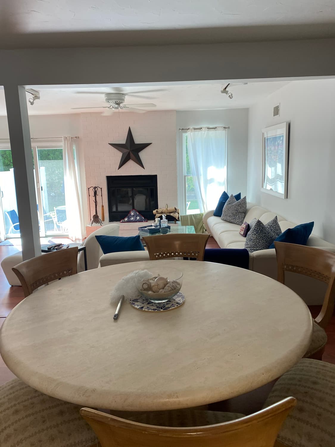 Open living & dining area